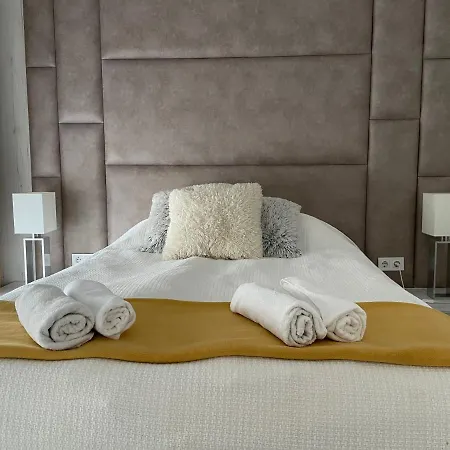 Apartment Quelle-apartman Gyor